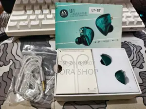 আইইএম ইয়ারফোন