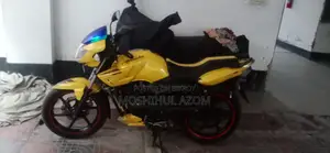 New TVS Apache RTR 160 2V 2018 Yellow