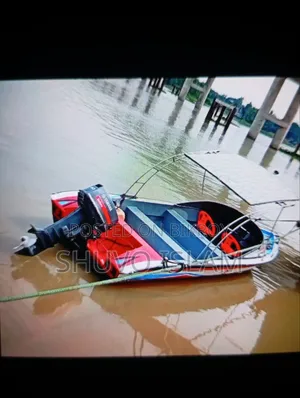 স্পিড বোট