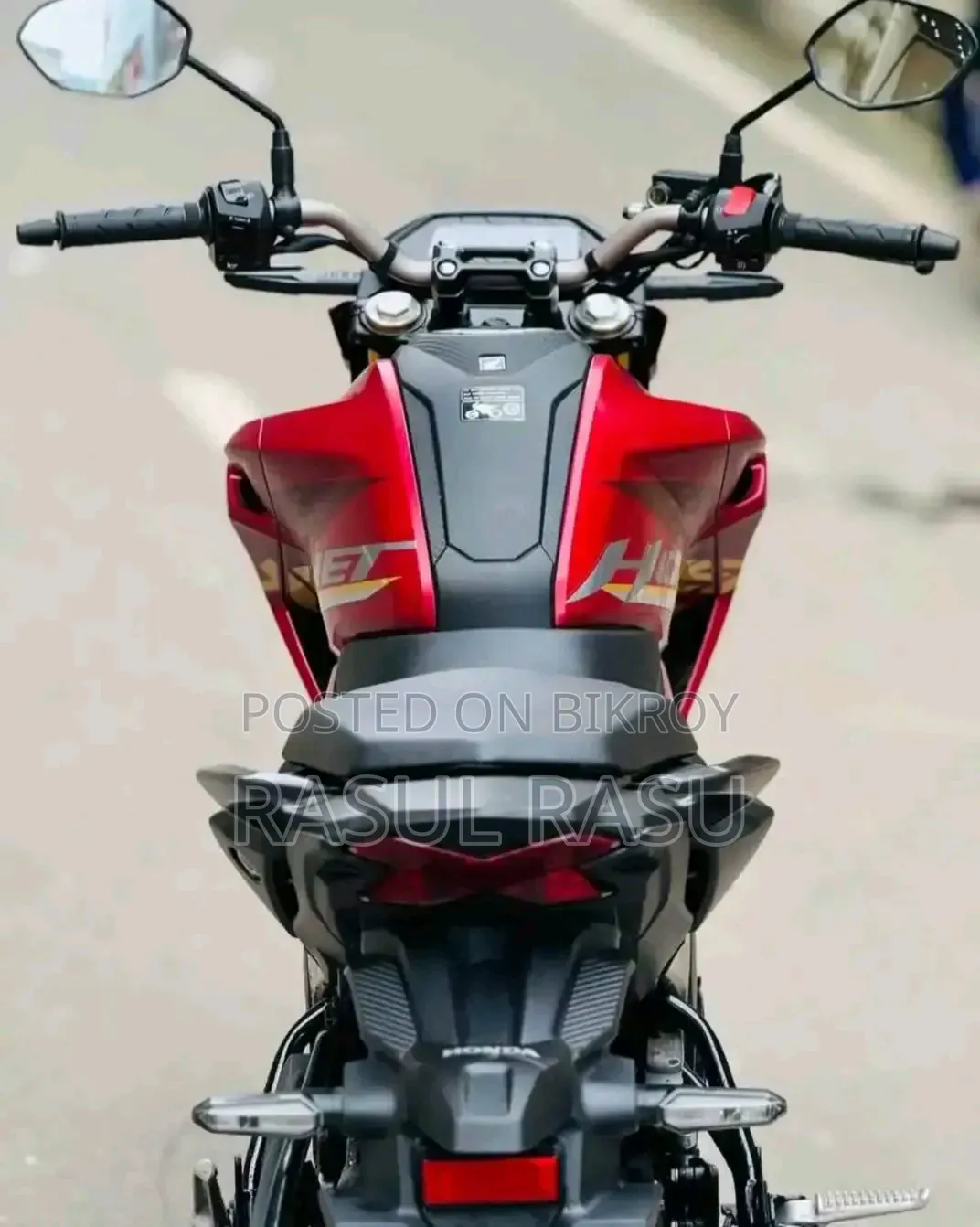 Honda Hornet 2024 Red