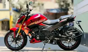 Honda Hornet 2024 Red