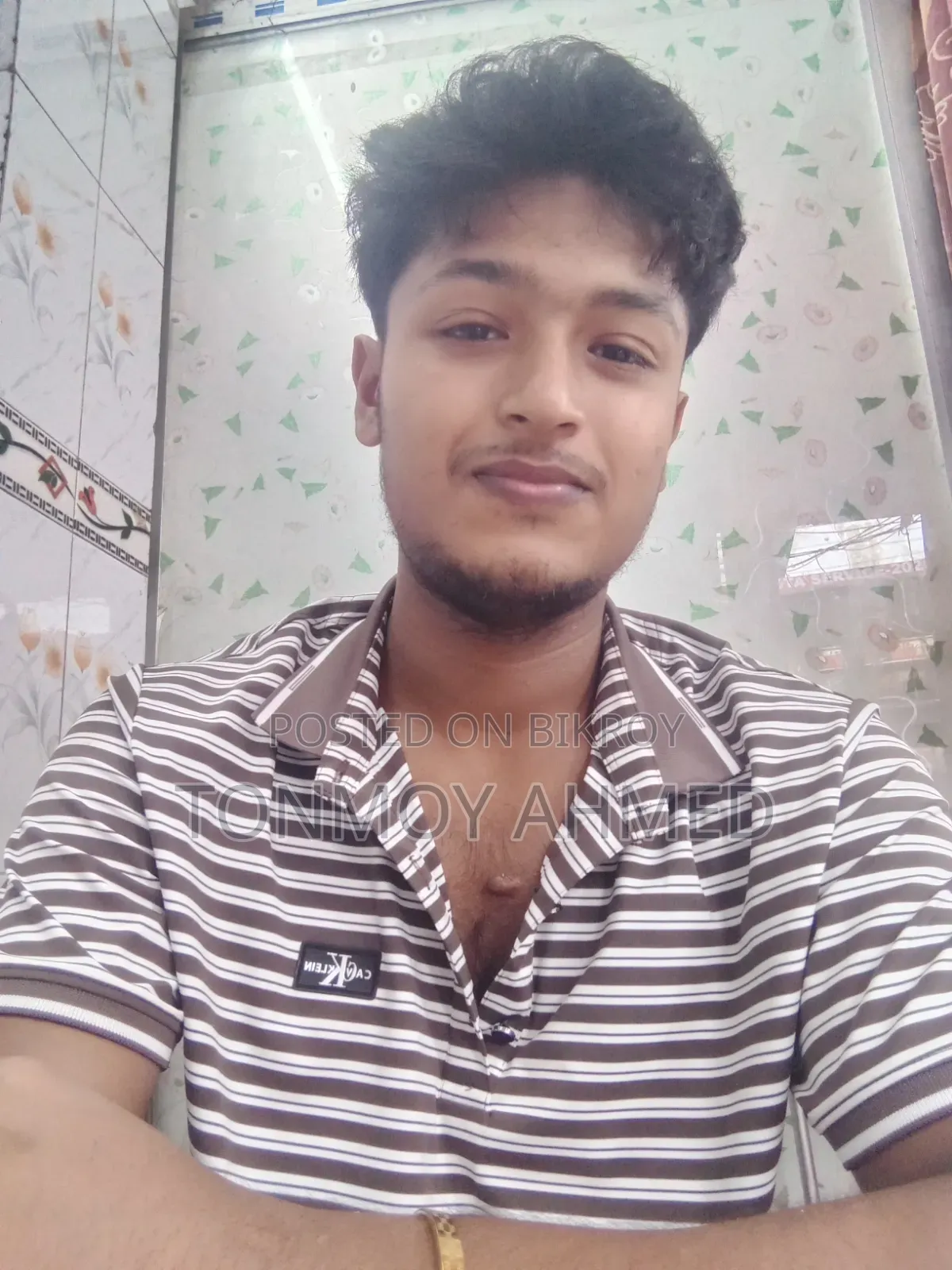 I Am a Student and I Need a Job