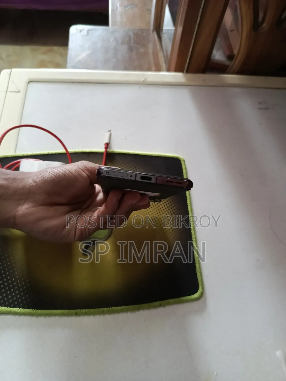 ওয়ানপ্লাস ১২ ২৫৬ জিবি ব্ল্যাক