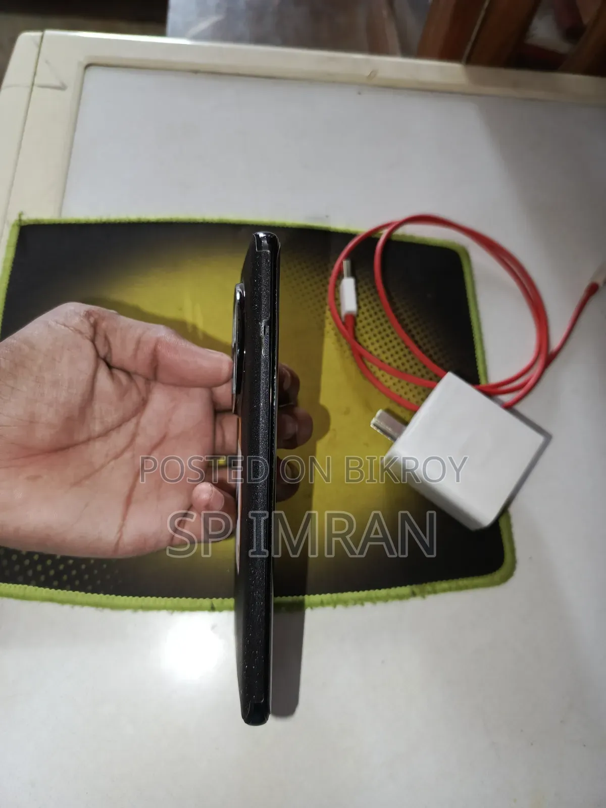 ওয়ানপ্লাস ১২ ২৫৬ জিবি ব্ল্যাক
