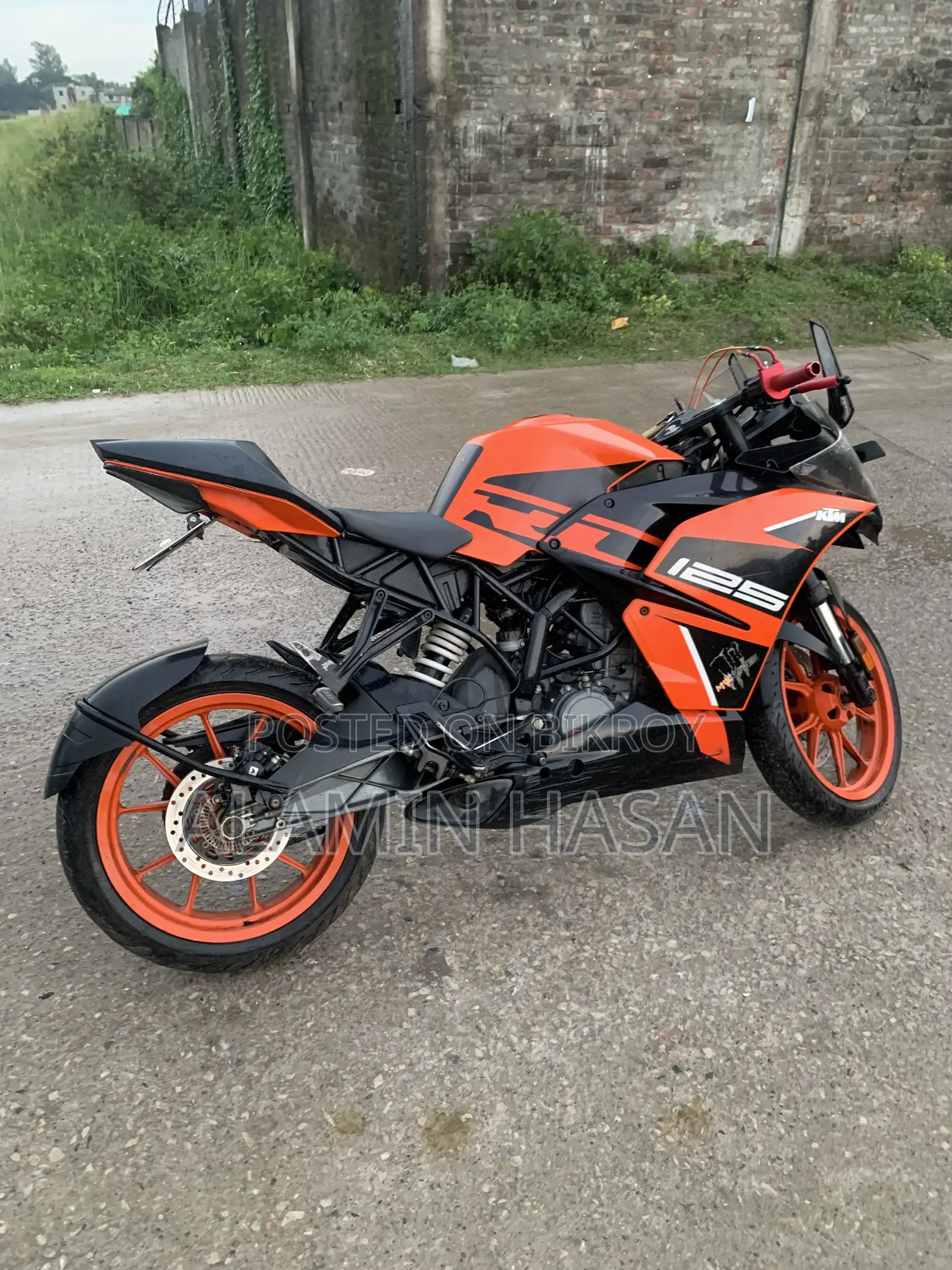 কেটিএম আরসি ১২৫ ২০১৯ অরেঞ্জ
