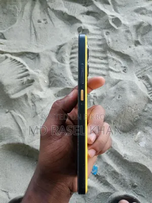 EL 8 GB Yellow