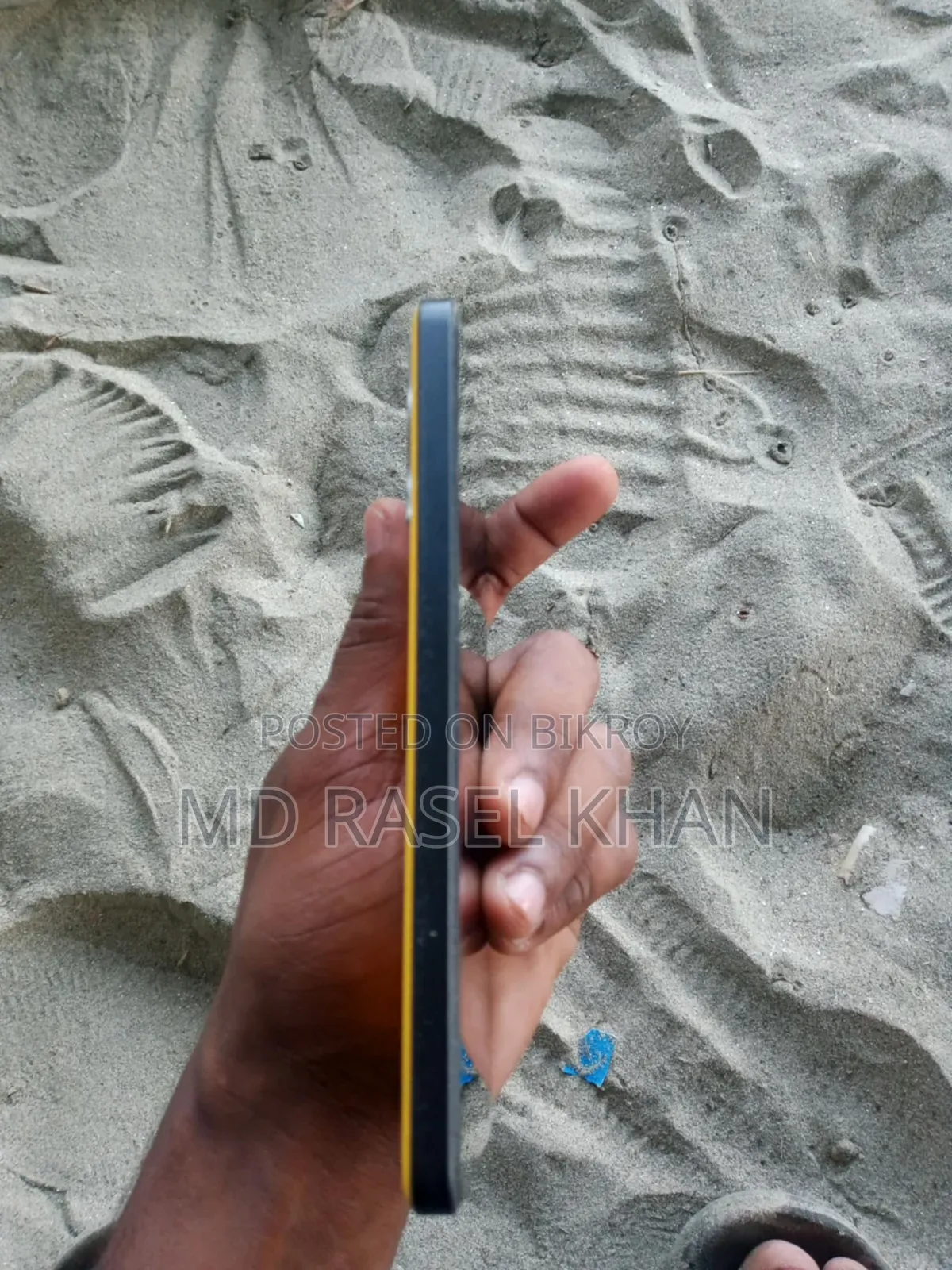 EL 8 GB Yellow