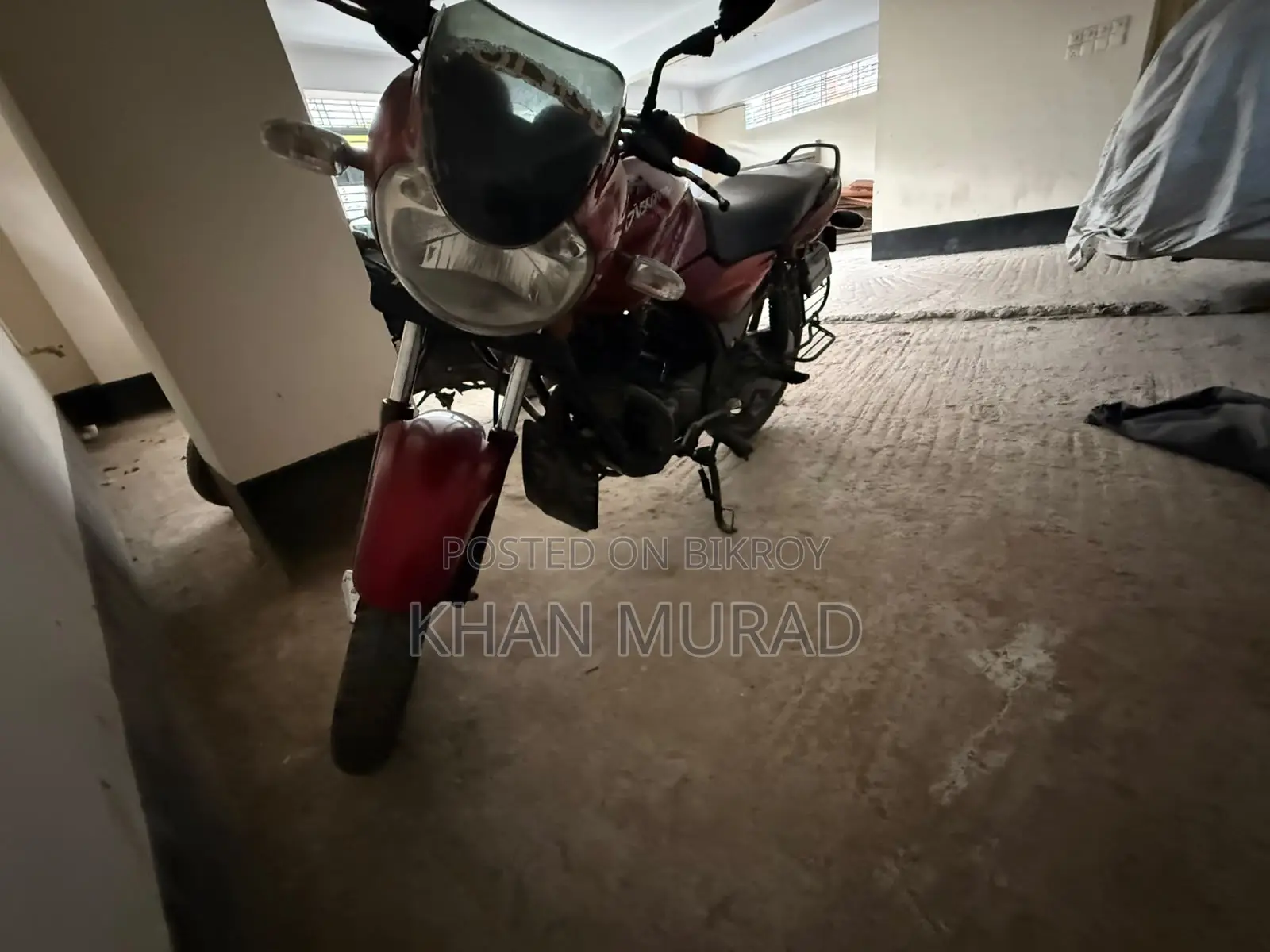 বাজাজ ডিসকভার ১৩৫ ২০১৫ কালো