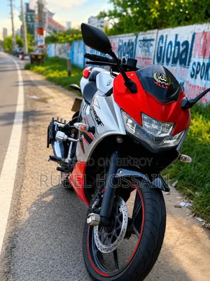 Suzuki Gixxer SF 2024 Silver