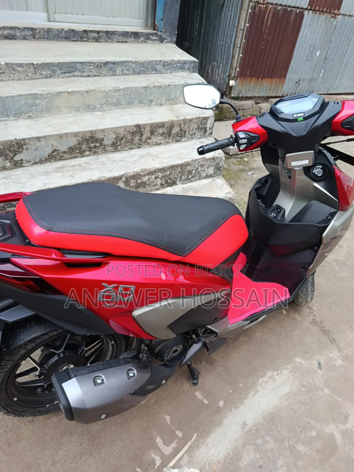 হিরো জুম ১২৫ ২০২৬ লাল
