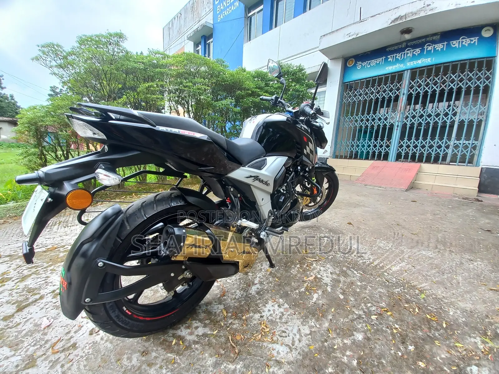 নতুন টিভিএস আপাচি আরটিআর ১৬০ ৪ভি ২০২৫ কালো