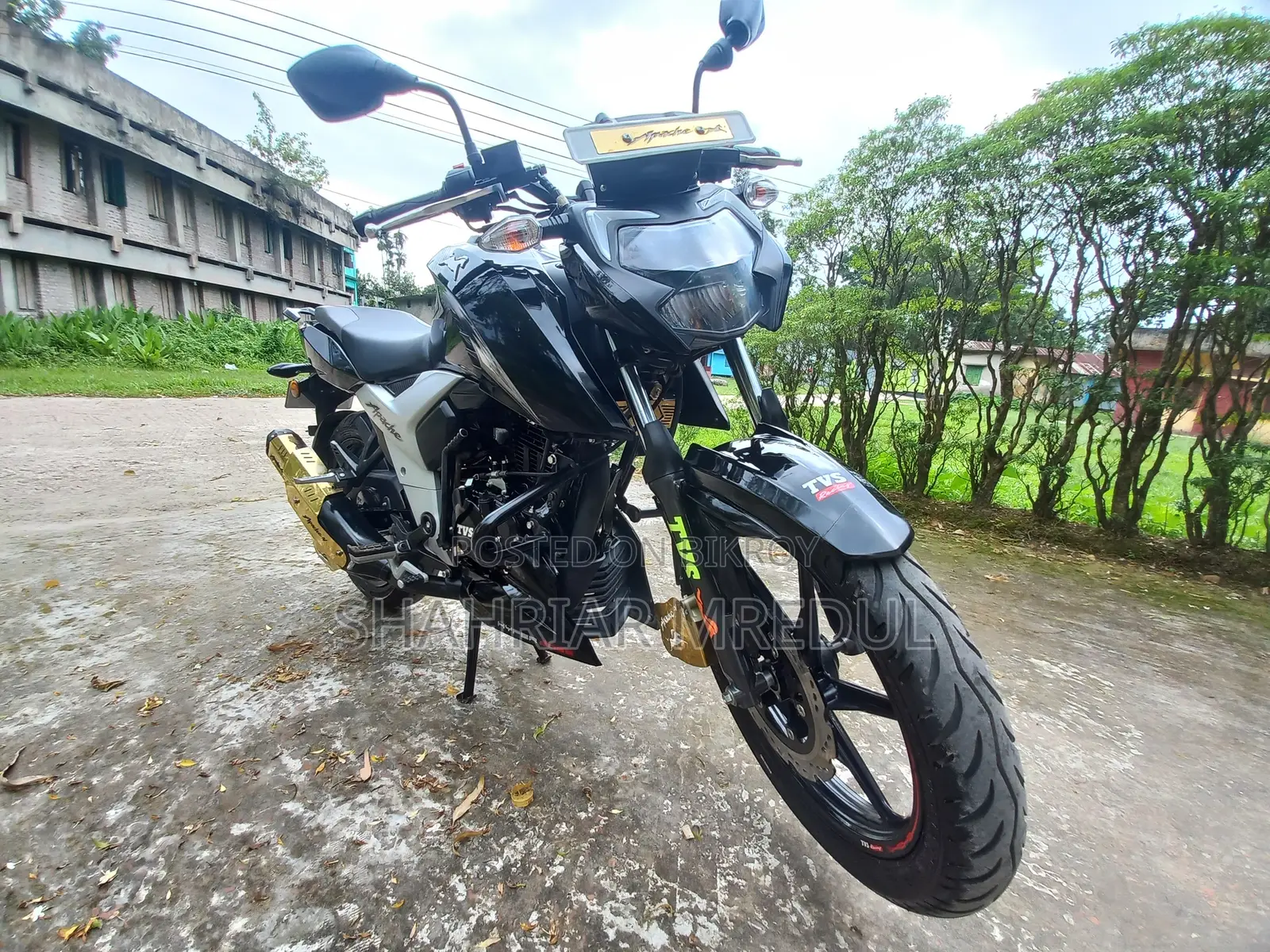 নতুন টিভিএস আপাচি আরটিআর ১৬০ ৪ভি ২০২৫ কালো