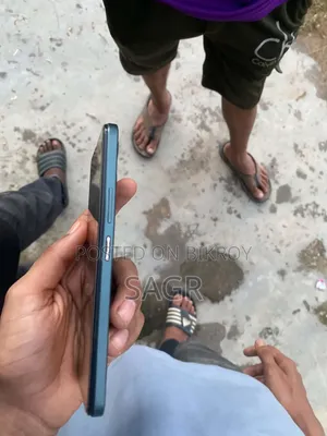 New Vivo Y17s 128 GB Silver