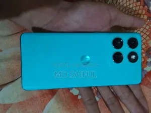 মোটোরোলা এজ ৬০ প্রো ২৫৬ জিবি