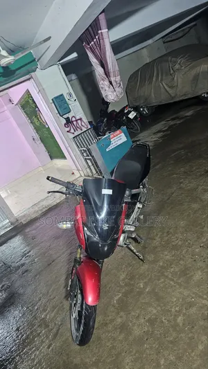 Bajaj Pulsar 150 2012 Red