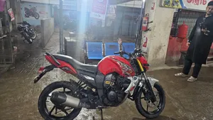 Yamaha FZ 2017 Red