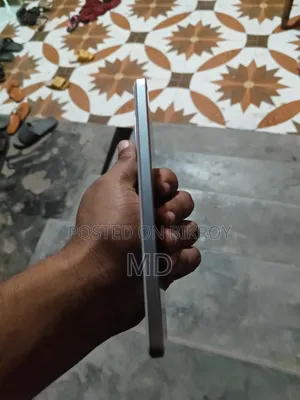 আইকিউওও জেড১০ ২৫৬ জিবি হোয়াইট