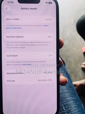 অ্যাপল আইফোন ১৬ই ১২৮ জিবি ব্ল্যাক