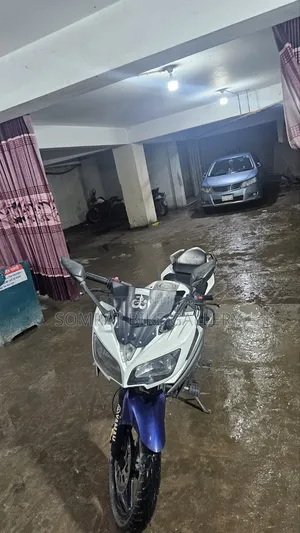 Yamaha YZF-R 2017 White