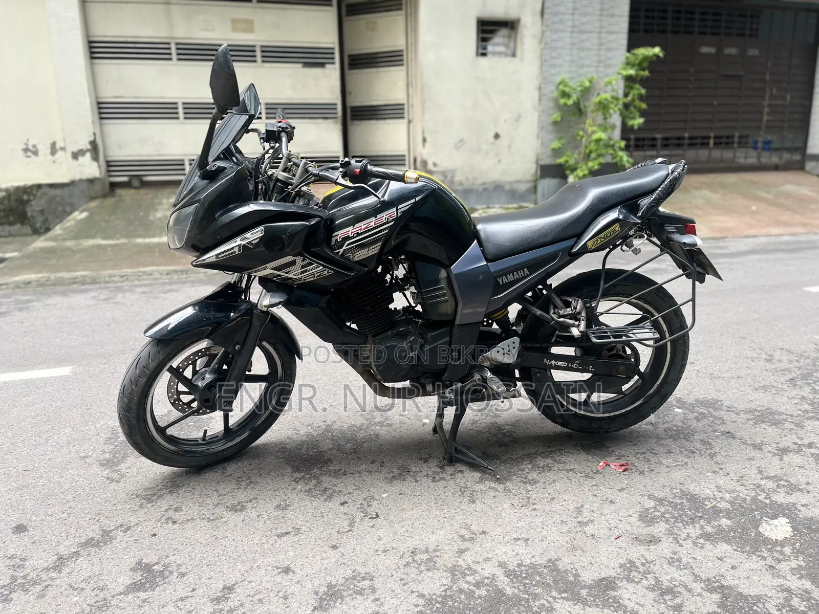 Yamaha 2015 Black