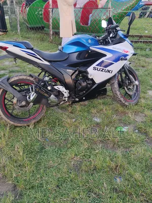 Suzuki Gixxer SF 2025 White