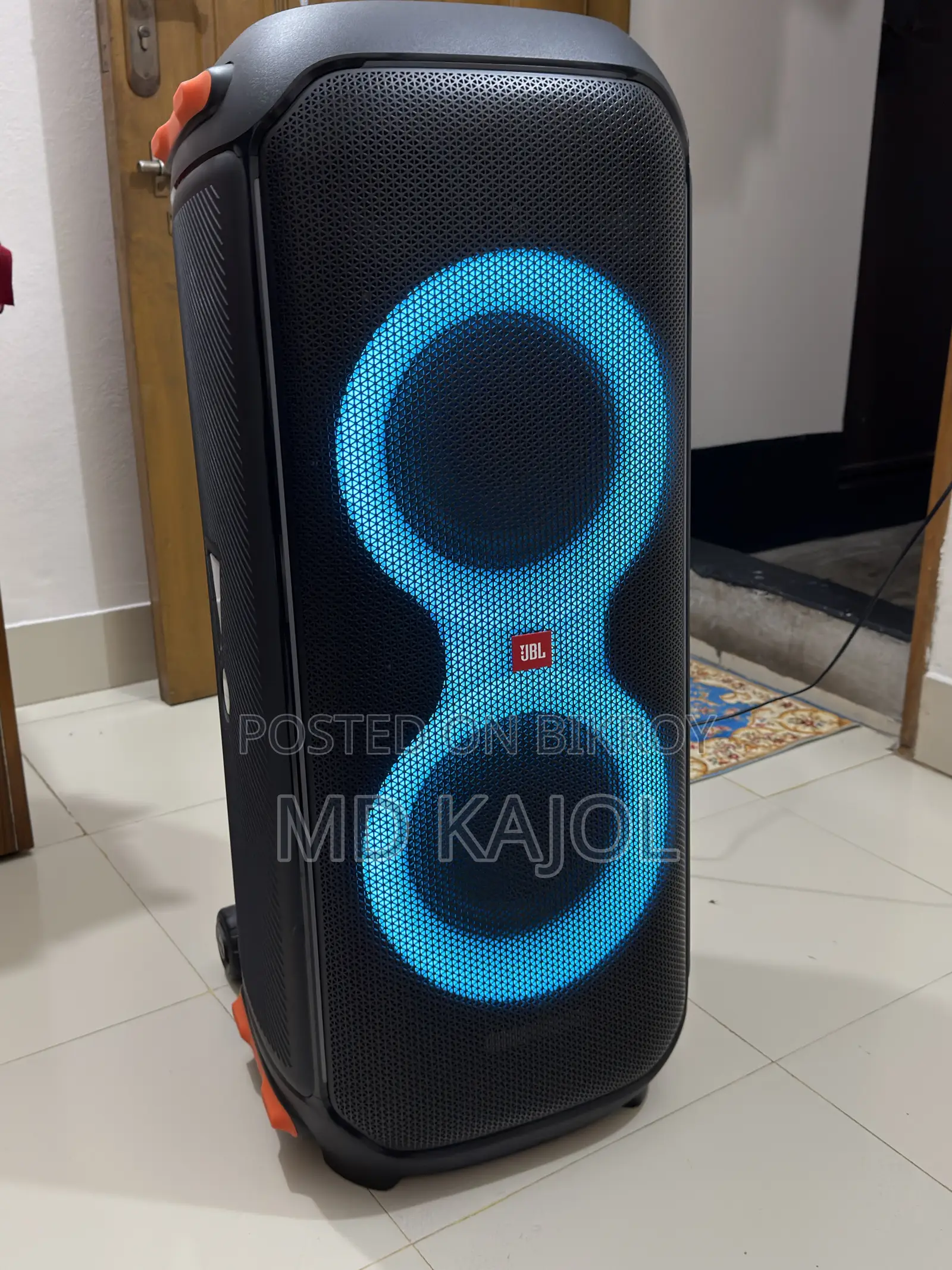 জেবিএল পার্টি বক্স ৭১০
