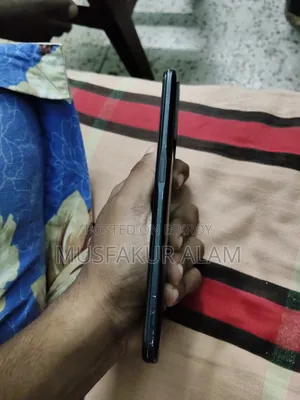 ওয়ানপ্লাস নর্ড সিই ৫জি ১২৮ জিবি ব্ল্যাক