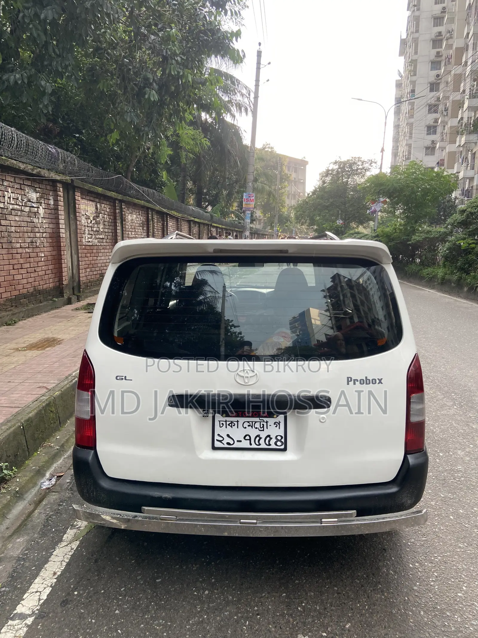 টয়োটা প্রোবক্স ২০০৪ হোয়াইট