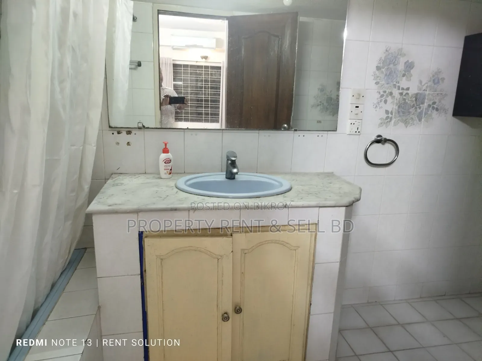Furnished 3-Bedroom Apartment in Property Rent Sell, Banani for Rent