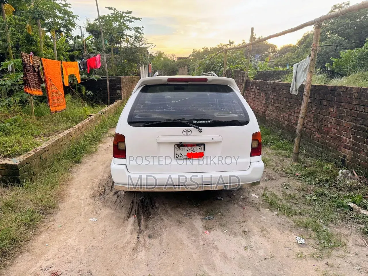 Toyota Corolla 2002 White