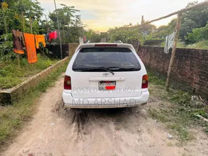 Toyota Corolla 2002 White