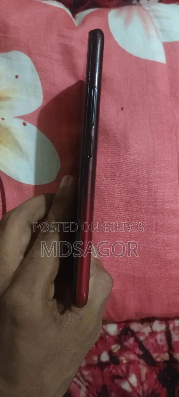 ভিভো ওয়াই১২ ৩২ জিবি রেড