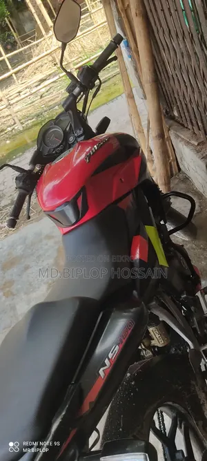 Bajaj Pulsar NS 160 2019 Red