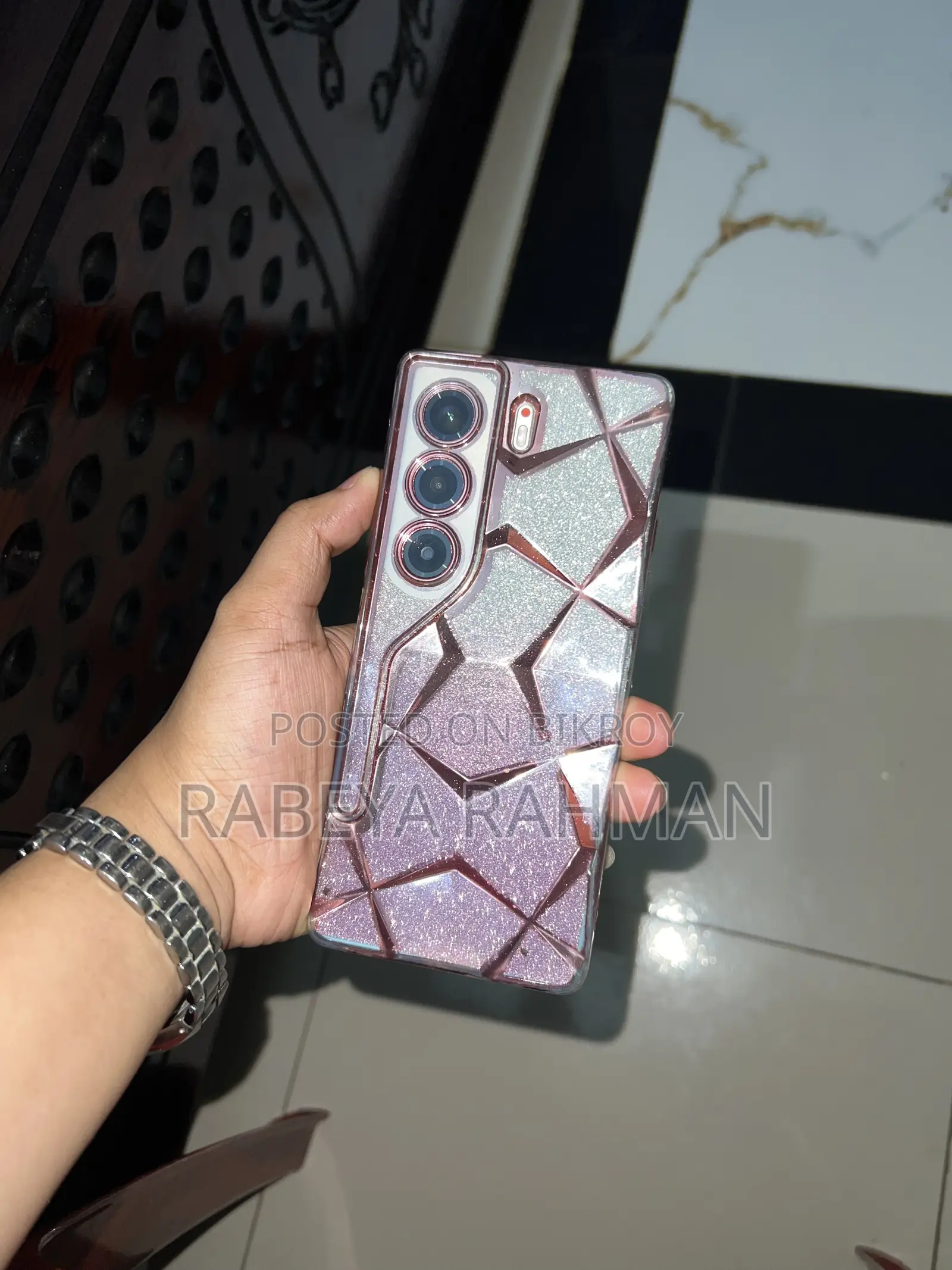 টেকনো ক্যামন ৪০ প্রো ৪জি ২৫৬ জিবি