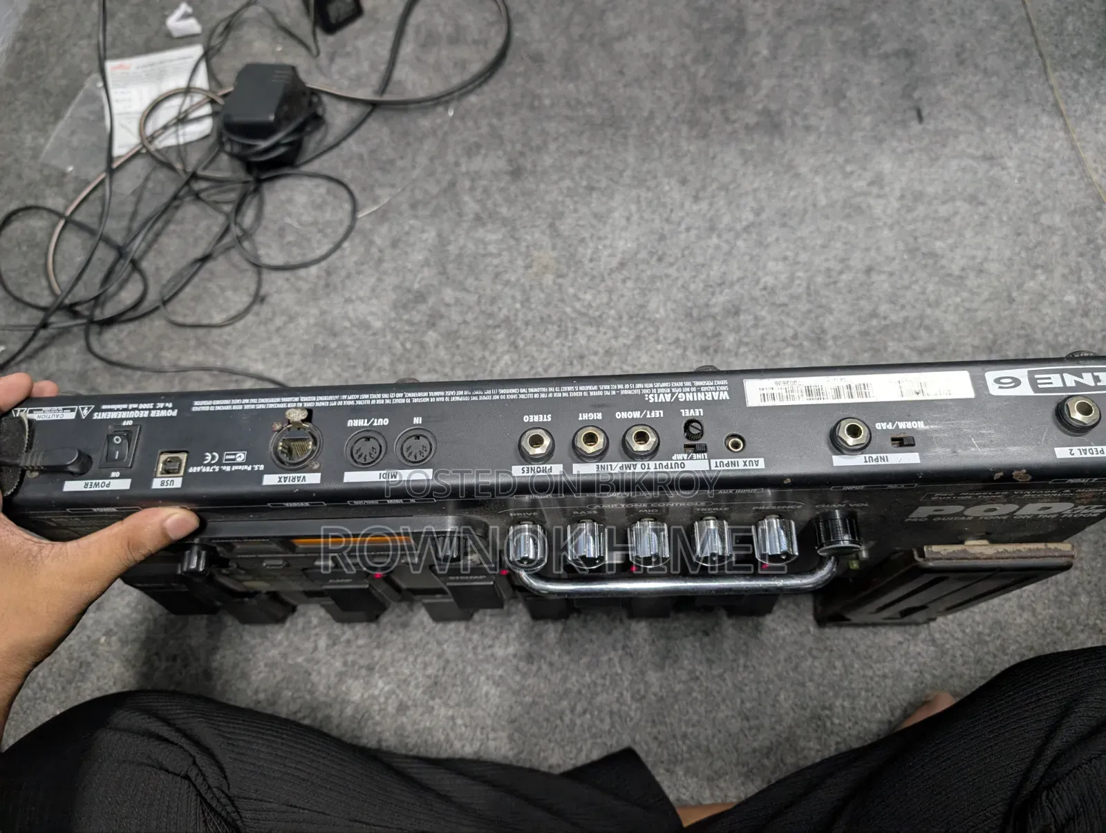 Line 6 Pod XT Live With Original Adapter, Bag and USB Cable