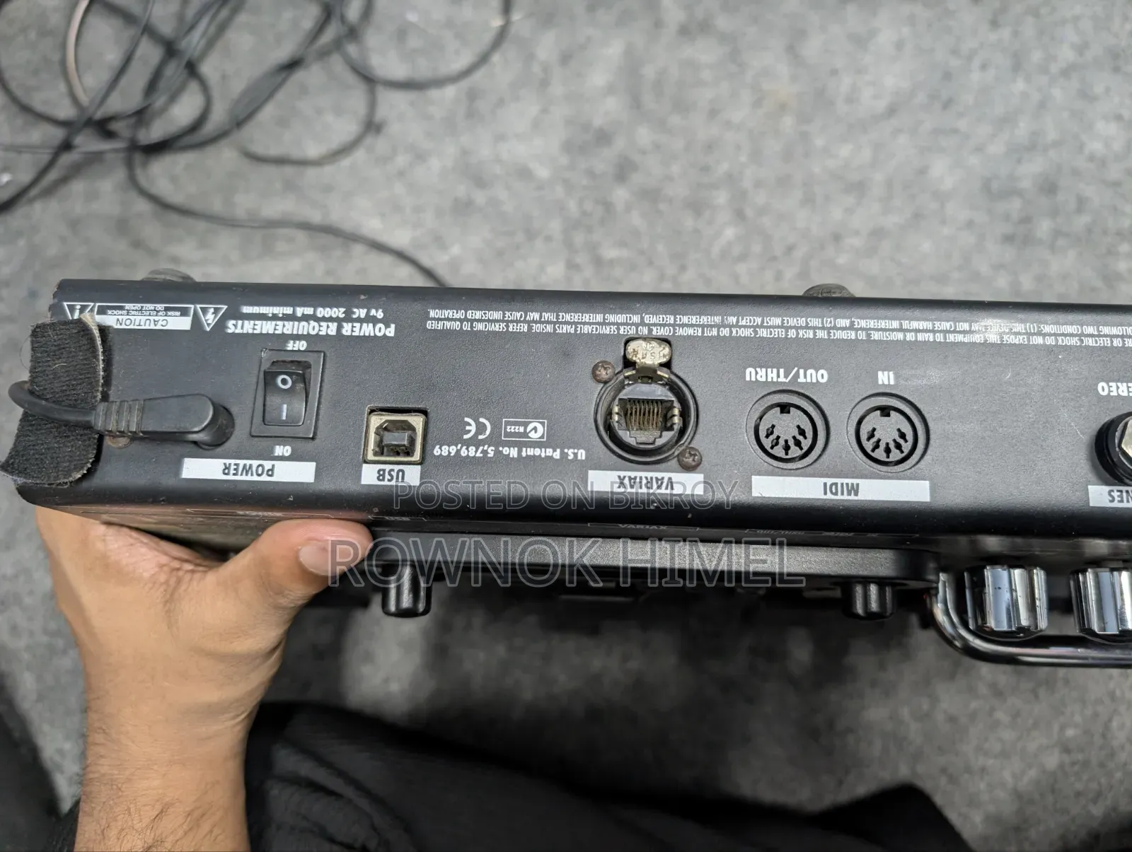 Line 6 Pod XT Live With Original Adapter, Bag and USB Cable