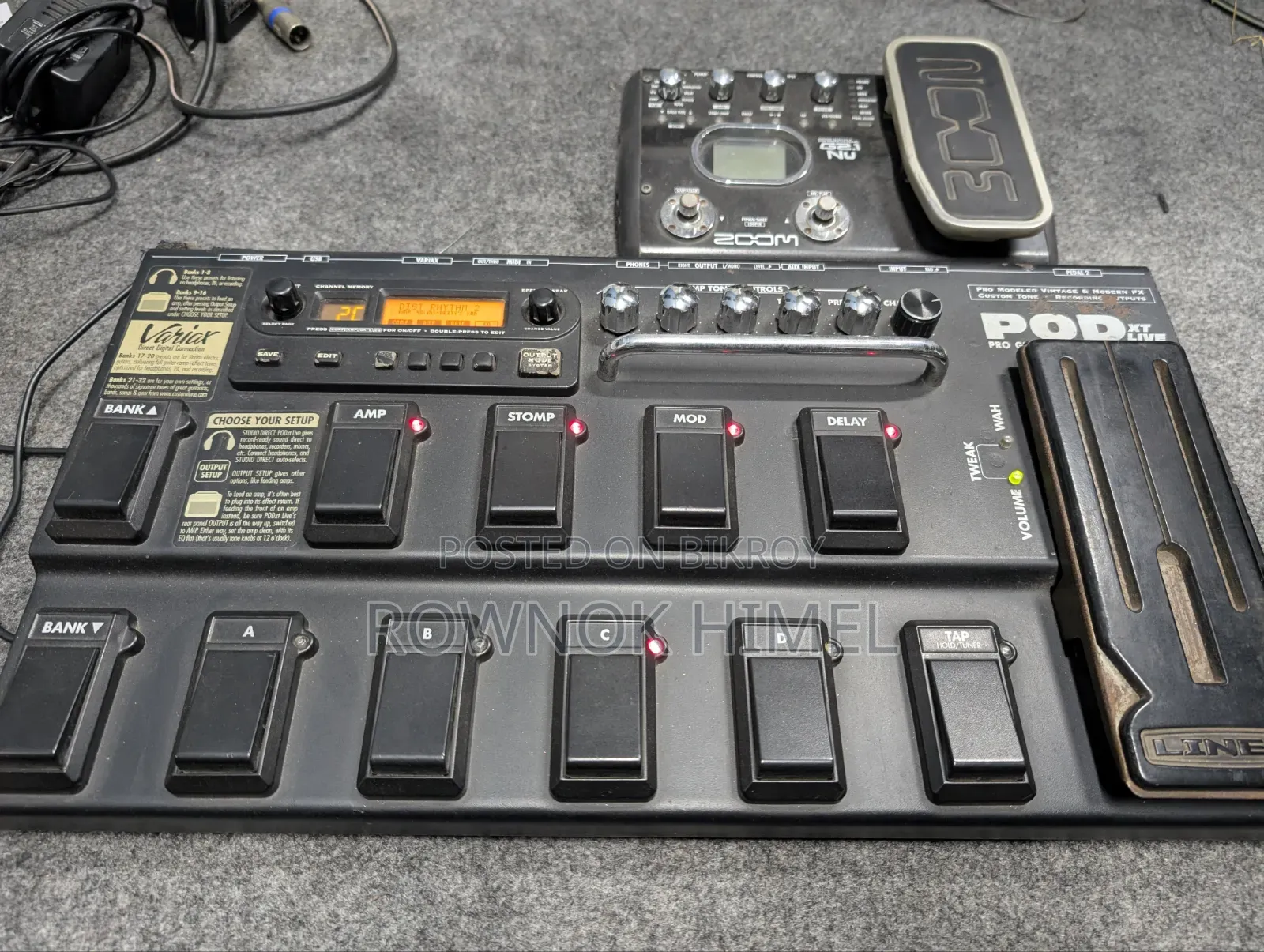 Line 6 Pod XT Live With Original Adapter, Bag and USB Cable
