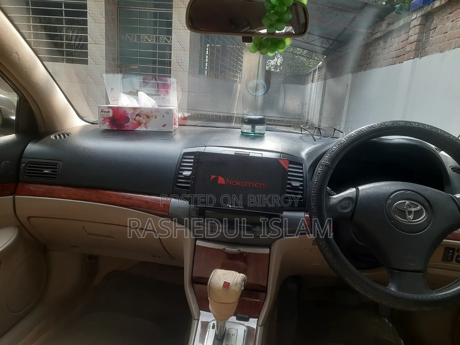 টয়োটা প্রমিও ২০০৪ সিলভার