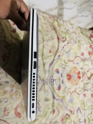 ল্যাপটপ আসুস ভিভুবুক ১৫ ৮জিবি ইন্টেল কোর আই৩ এইচডিডি+এসএসডি ২৫৬জিবি