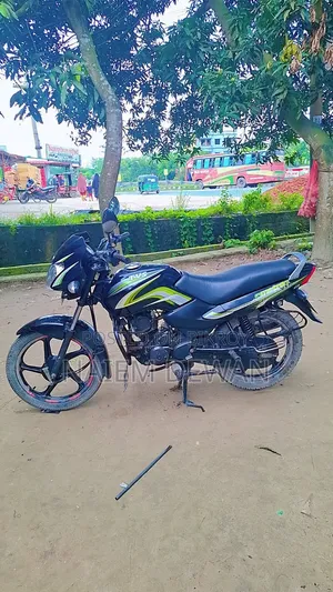 টিভিএস মেট্রো ২০১৮ কালো