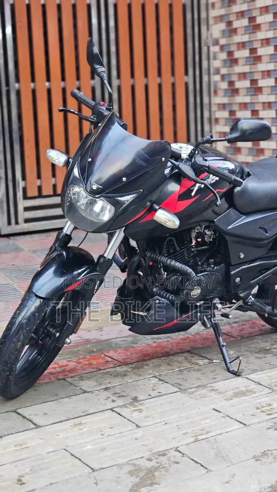 Bajaj Pulsar 150 2023 Black