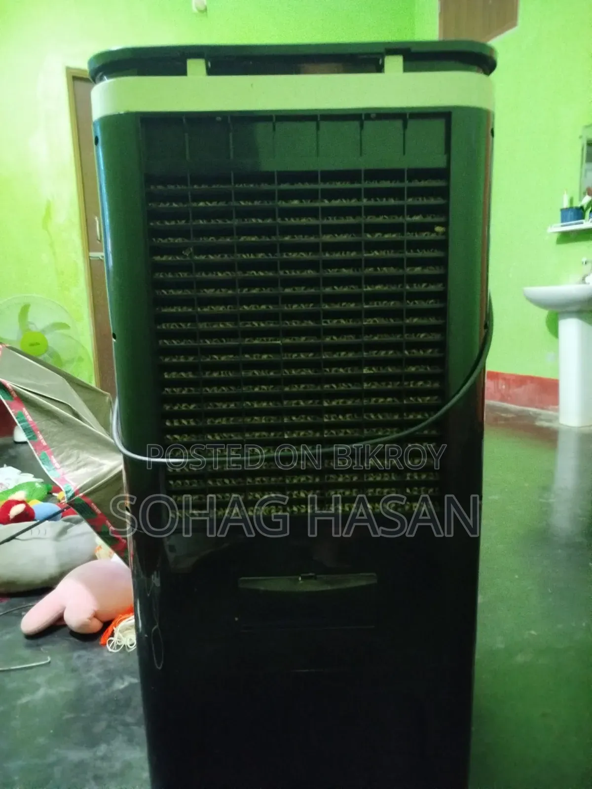 ভীষণ এয়ার কুলার