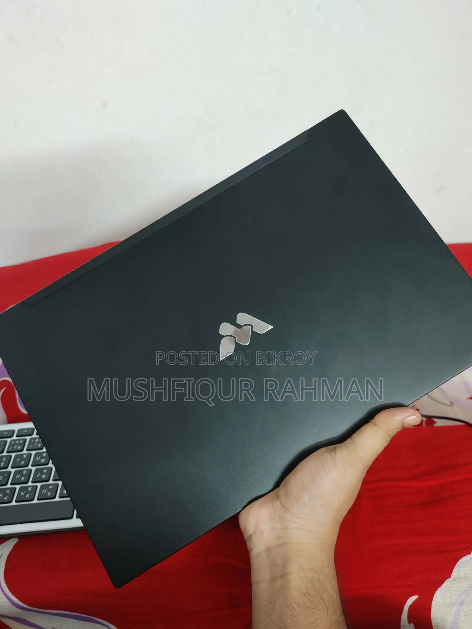 ল্যাপটপ ৮জিবি ইন্টেল সেলেরন এসএসডি ২৫৬জিবি