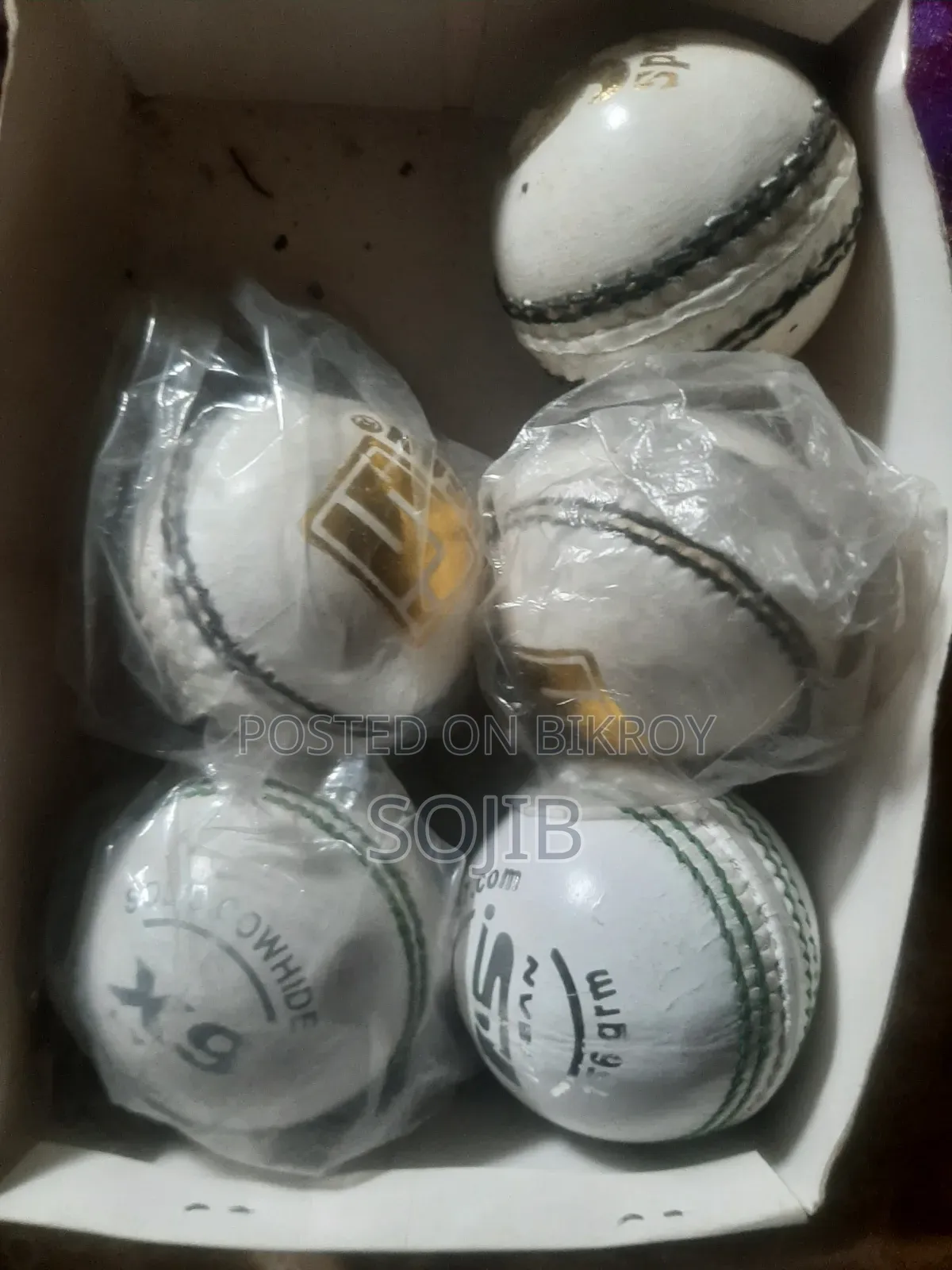অরিজিনাল লেদার বল