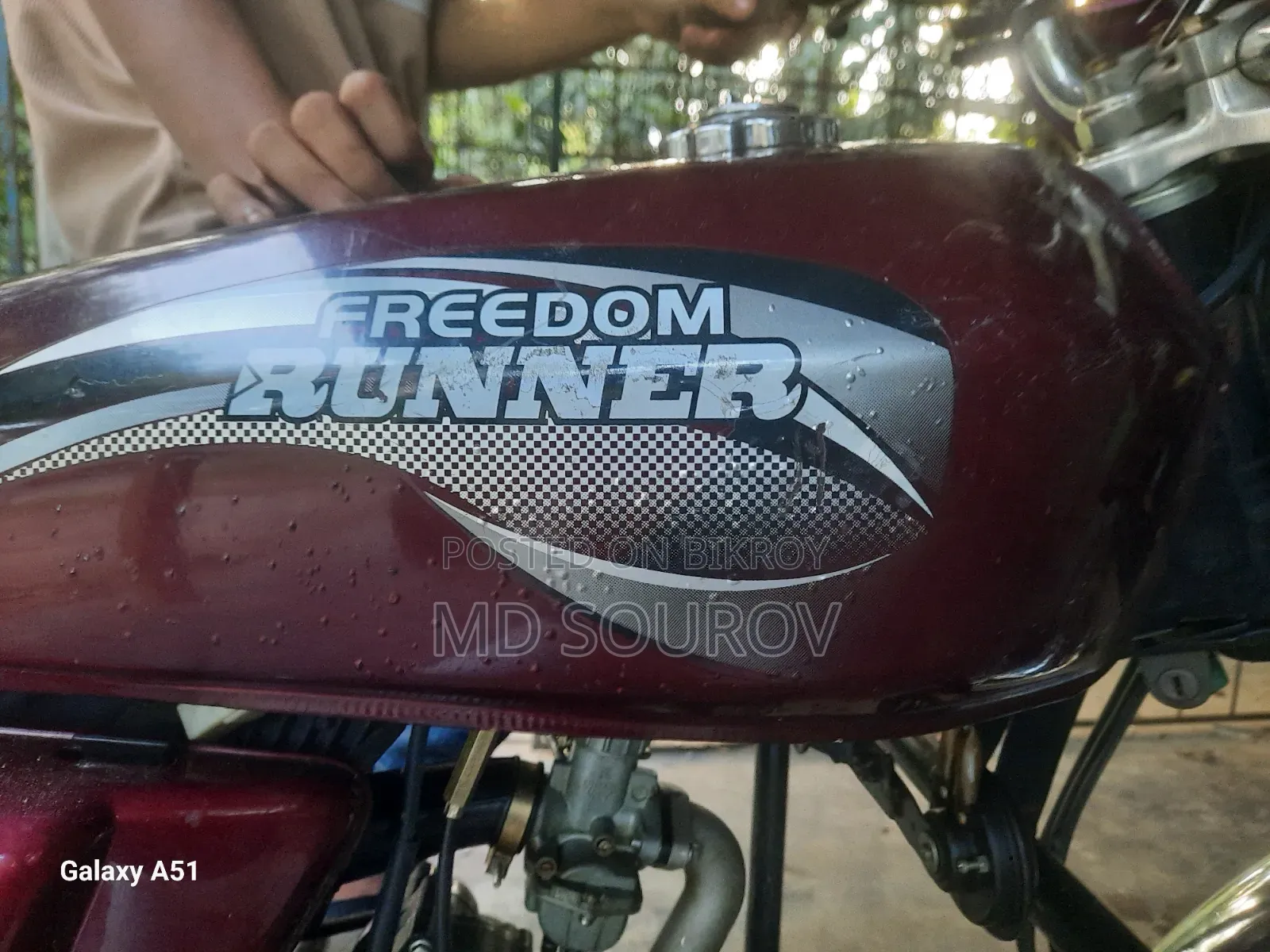 নতুন রানার এফ ১০০ - ৬এ ২০২২ লাল
