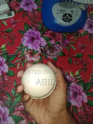 2 Pis Cricket Ball