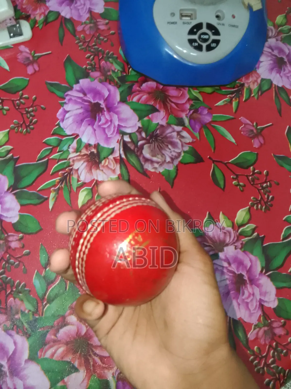 2 Pis Cricket Ball