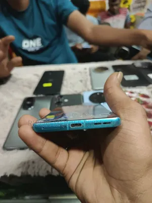 মোটরসাইকেল এজ ৫০ প্রো ২৫৬ জিবি সবুজ