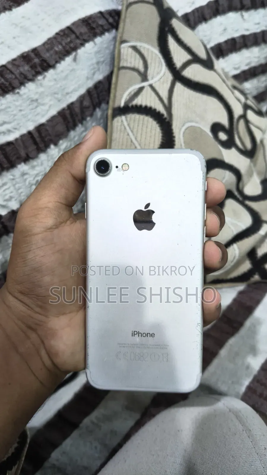 অ্যাপল আইফোন ৭ ৩২ জিবি গ্রে