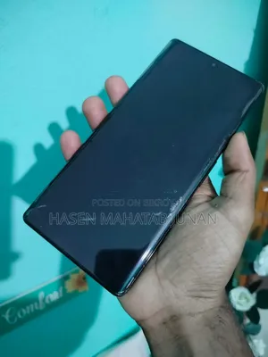 ইএল ৮ জিবি কালো